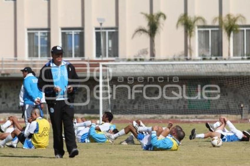 ENTRENAMIENTO PUEBLA DE LA FRANJA. FÚTBOL. TREJO