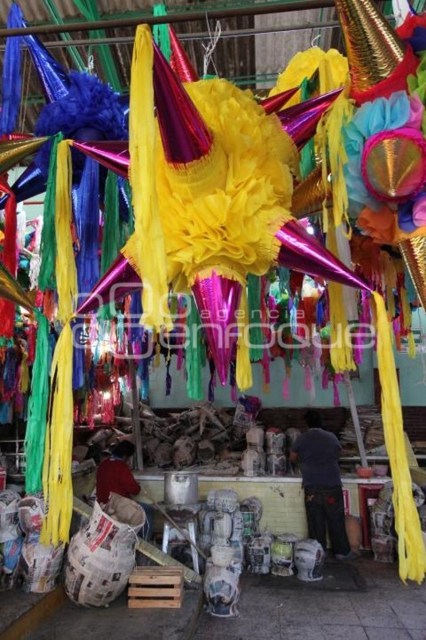 ELABORACIÓN DE PIÑATAS