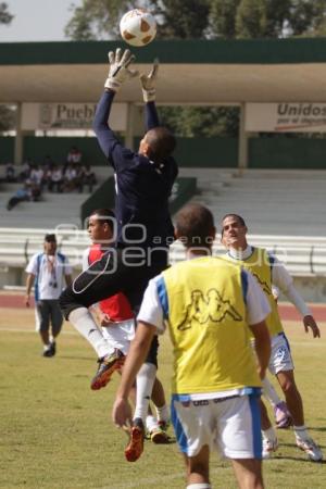 ENTRENAMIENTO PUEBLA F. C,