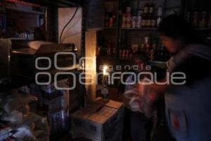 SAN MARTÍN . COMERCIANTES SIN LUZ