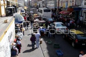 OPERATIVO CONTRA AMBULANTAJE EN MERCADO CINCO DE MAYO