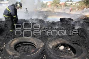 INCENDIO DE PASTIZAL Y LLANTAS
