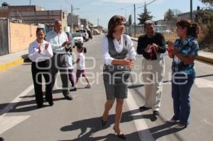 INAUGURACIÓN DE CALLES EN TRES CRUCES