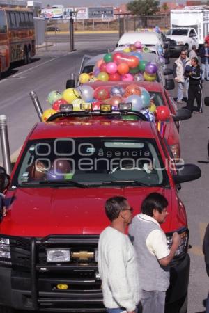 BANDERAZO REPARTICION DE JUGUETES  BUAP