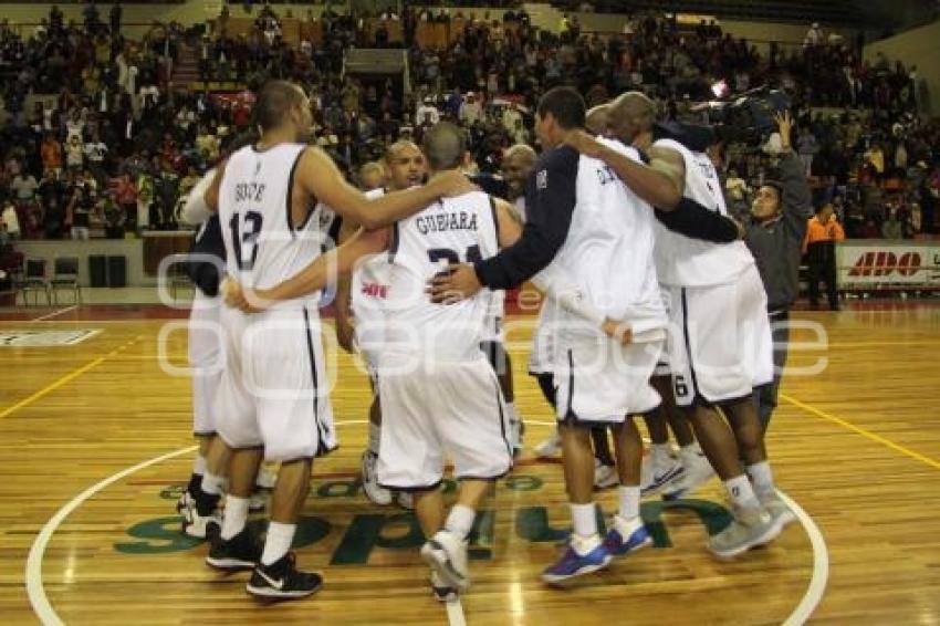 ÁNGELES VS LECHUGUEROS. BALONCESTO