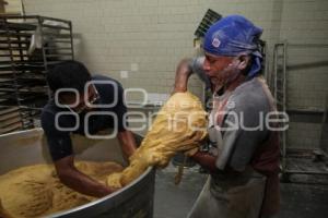 ELABORACIÓN ROSCA DE REYES. PANADERÍA