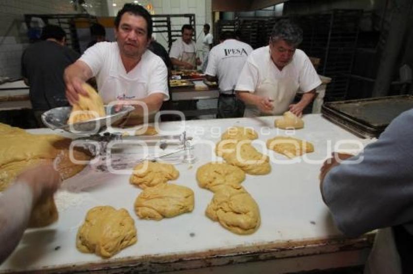 ELABORACIÓN ROSCA DE REYES. PANADERÍA