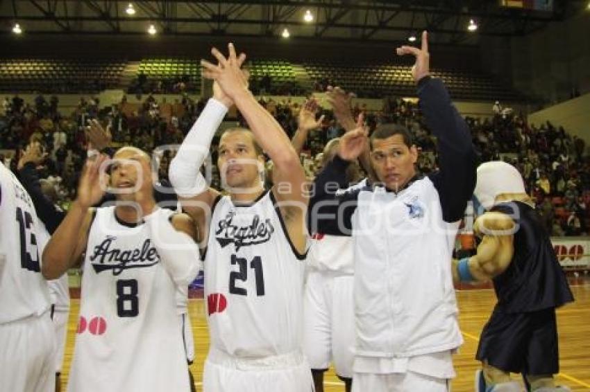 ÁNGELES VS LECHUGUEROS. BALONCESTO