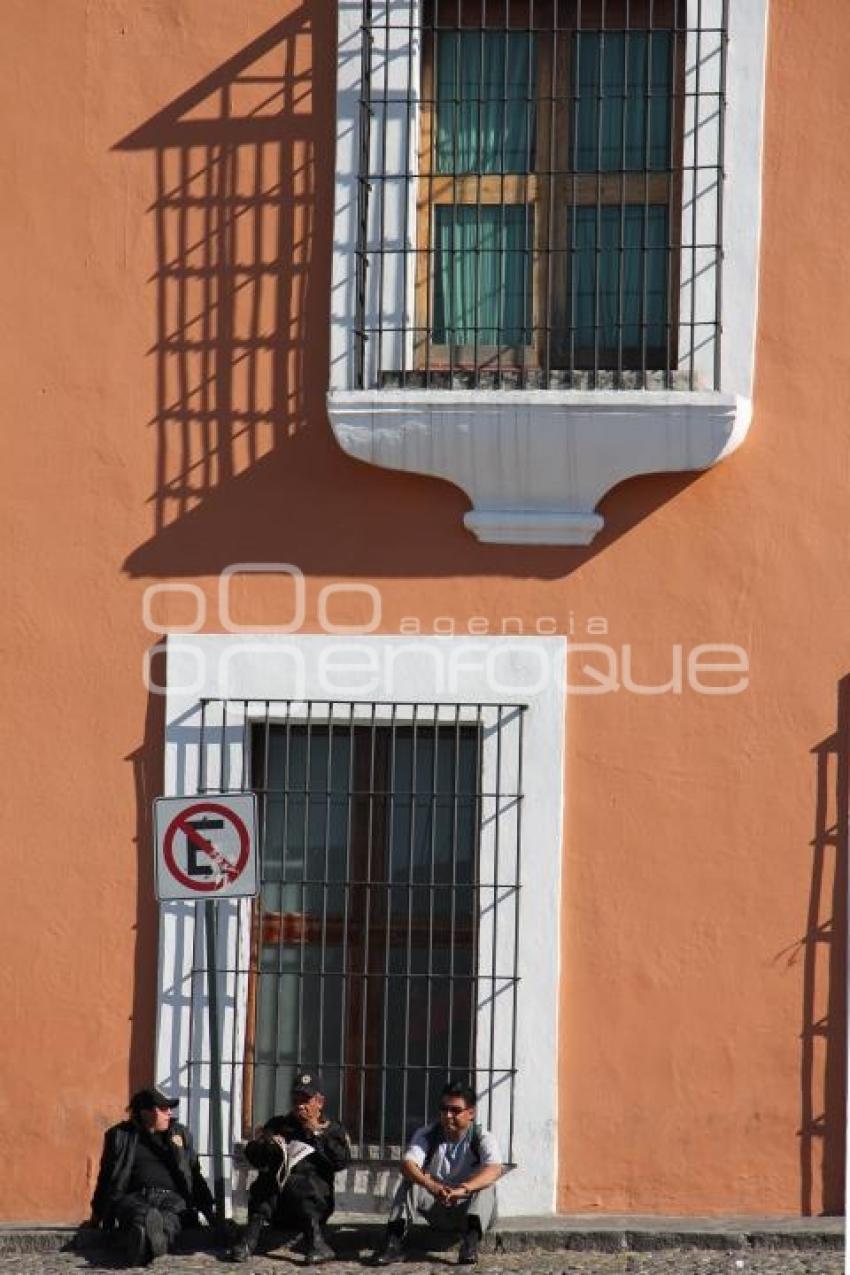 PARO DE LABORES POLICÍA ESTATAL. CASA AGUAYO