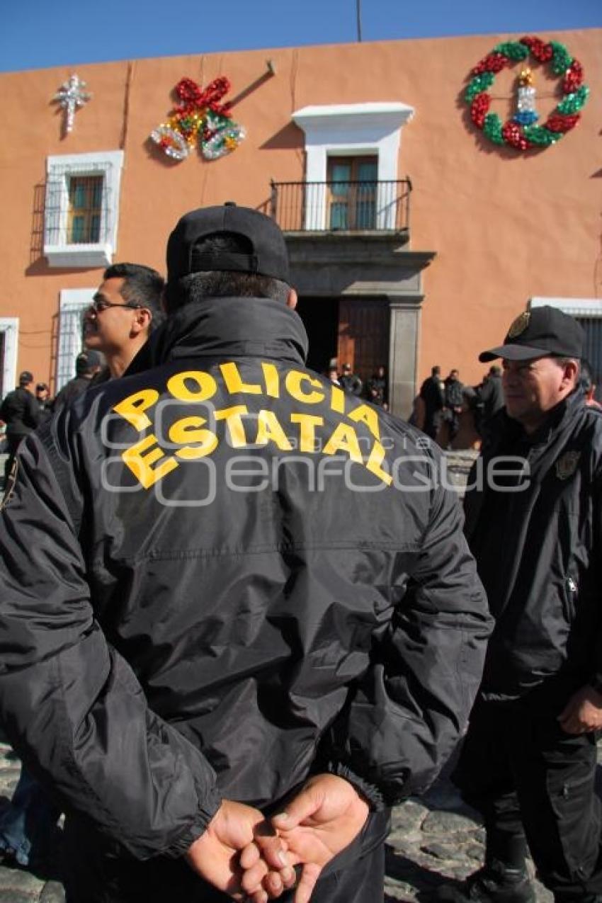 PARO DE LABORES POLICÍA ESTATAL. CASA AGUAYO