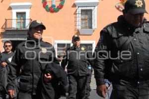 PARO DE LABORES POLICÍA ESTATAL. CASA AGUAYO