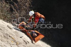 MUERE HOMBRE AL CAER EN BARRANCA