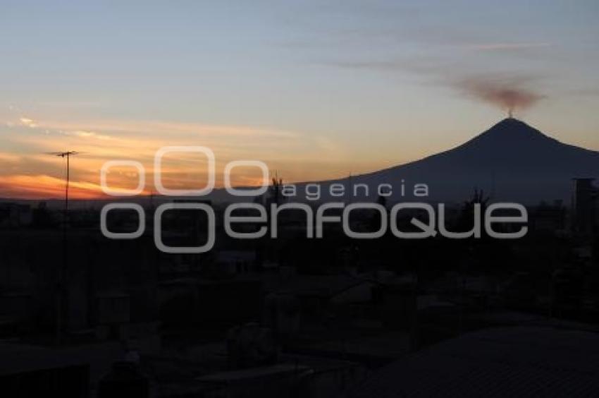 VOLCÁN POPOCATÉPETL. ATARDECER