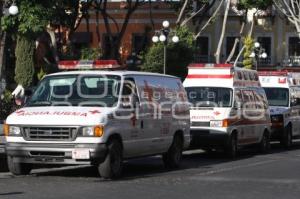 PARAMEDICOS PROTESTAN LA FALTA DE APOYO DE DIRECTIVOS DE LA INSTITUCION