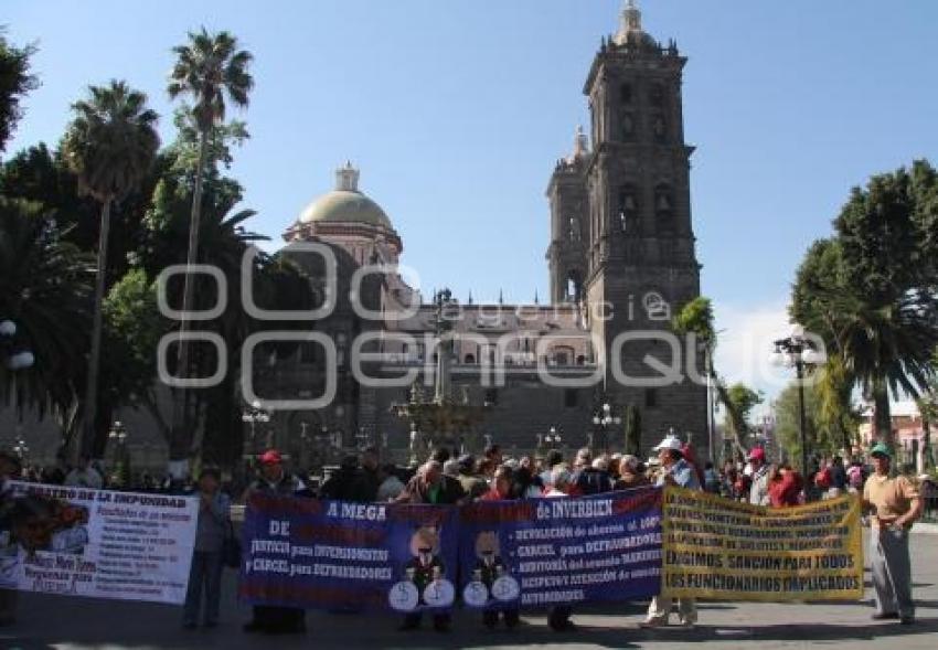 MANIFESTACIÓN DEFRAUDADOS INVERBIEN