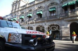 PARAMEDICOS PROTESTAN LA FALTA DE APOYO DE DIRECTIVOS DE LA INSTITUCION