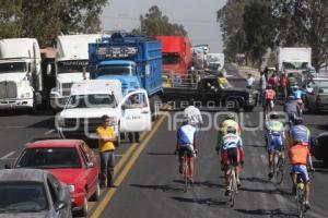 BLOQUEO . AUTOPISTA Y FEDERAL A ATLIXCO