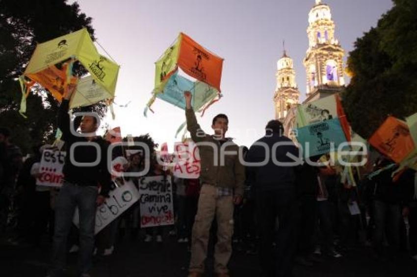 MARCHA SILENCIOSA EN PROTESTA PRO ALZA AL PASAJE