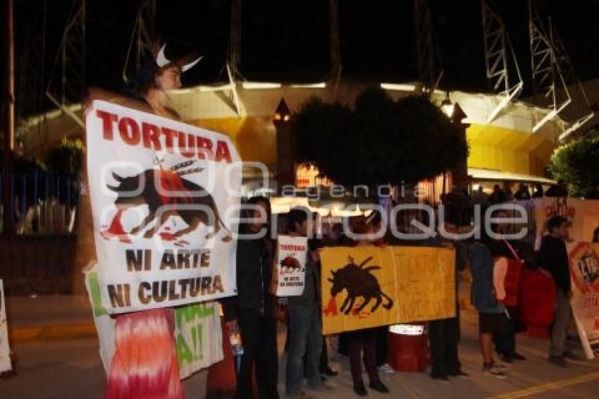 MANIFESTACIÓN EN CONTRA DE LA TAUROMAQUÍA