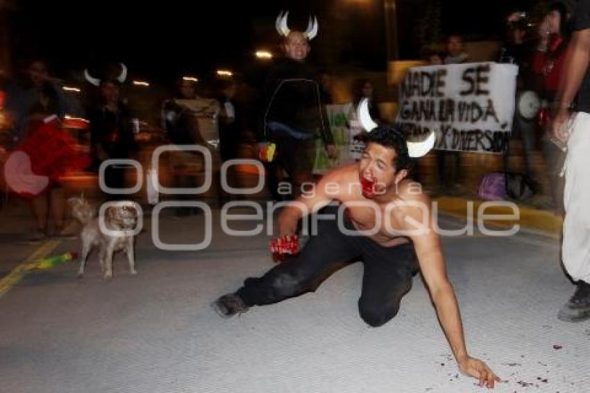 MANIFESTACIÓN EN CONTRA DE LA TAUROMAQUÍA