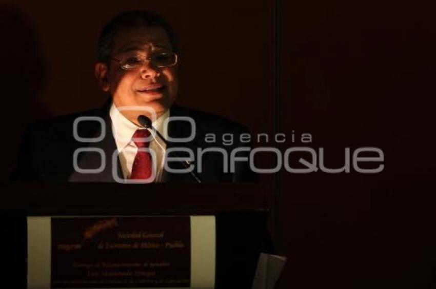 RECONOCIMIENTO A LUIS MALDONADO