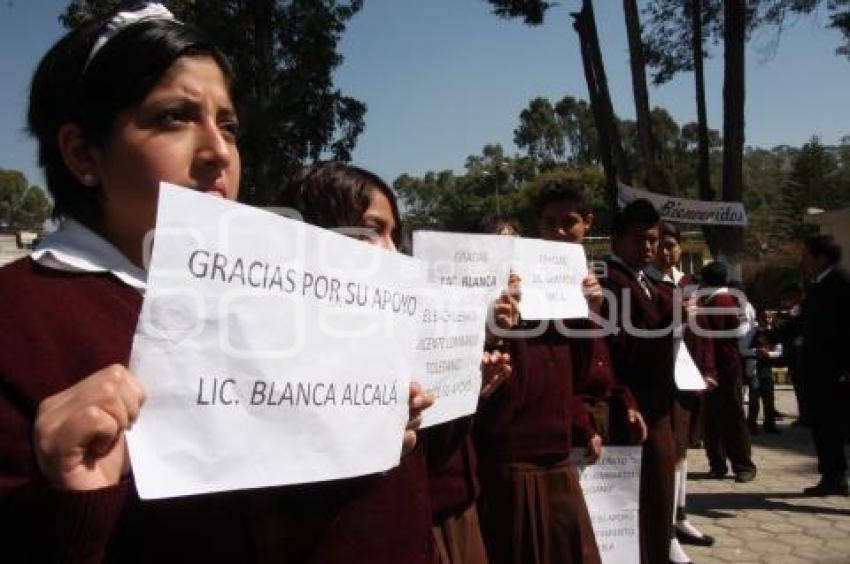 INAUGURACIÓN DE AULA EN BACHILLERATO LOMBARDO TOLEDANO