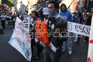 CIERRE 10 PONIENTE POR ALZA DEL PASAJE. ESTUDIANTES