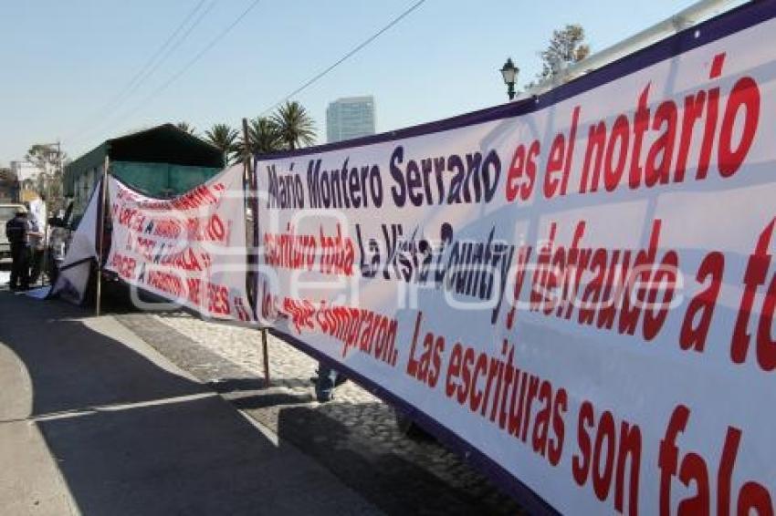 CAMPESINOS DE TONANTZINTLA CIERRAN ACCESO A LA VISTA