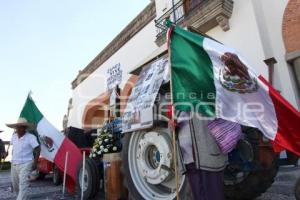 CAMPESINOS DE TONANTZINTLA CIERRAN ACCESO A LA VISTA