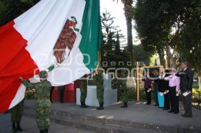 IZAMIENTO BANDERA