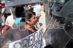 MANIFESTACIÓN DEFRAUDADOS EN EL SEXTO INFORME DE GOBIERNO ESTATAL