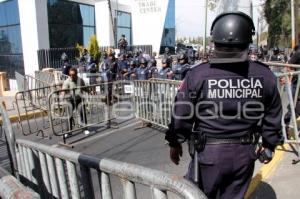 MANIFESTACIÓN DEFRAUDADOS EN EL SEXTO INFORME DE GOBIERNO ESTATAL