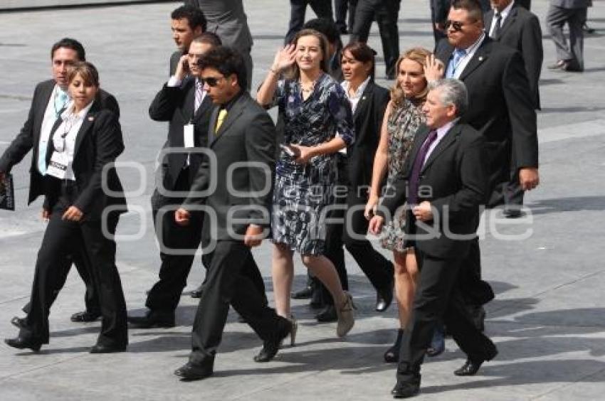 LLEGADAS A TOMA DE PROTESTA RAFAEL MORENO VALLE GOBERNADOR DE PUEBLA