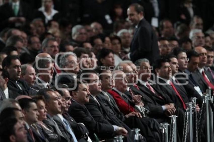 RAFAEL MORENO VALLE . GOBERNADOR