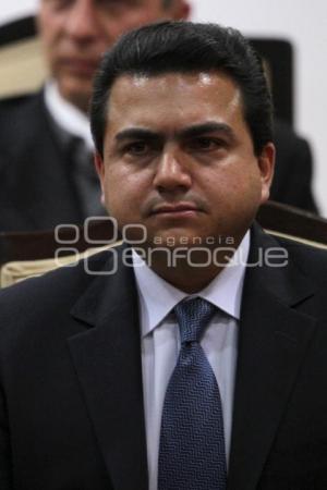 ROBERTO MOYA CLEMENTE