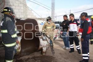 EXPLOTA TANQUE ESTACIONARIO EN TALLER MECANICO