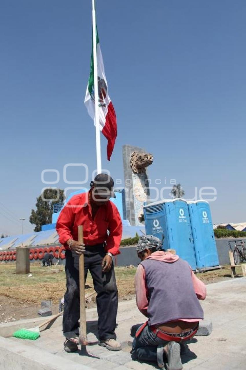 RESCATE ROTONDA AL FINAL DE LA RECTA A CHOLULA