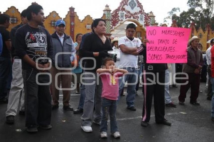 MANIFESTACIÓN . CASA AGUAYO