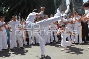 CAPOEIRA