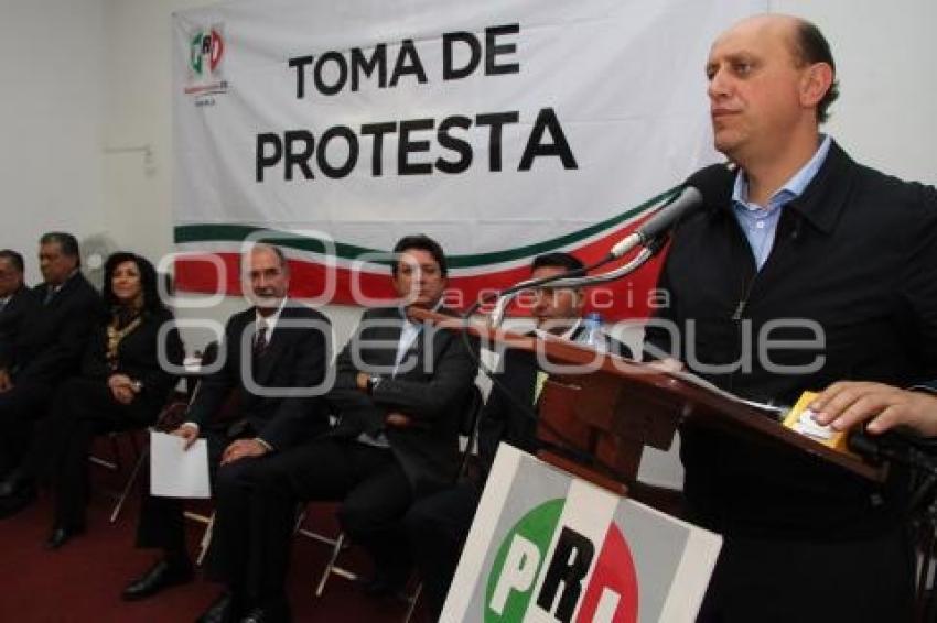 TOMA DE PROTESTA DE JOSÉ LUIS FLORES. PRI ESTATAL