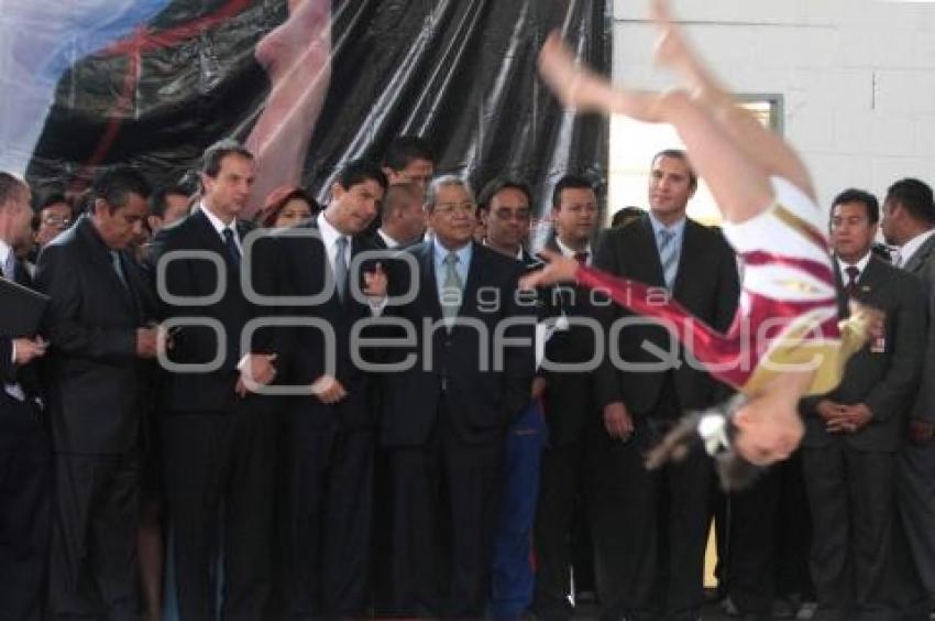 NUEVO GIMNASIO CENCH