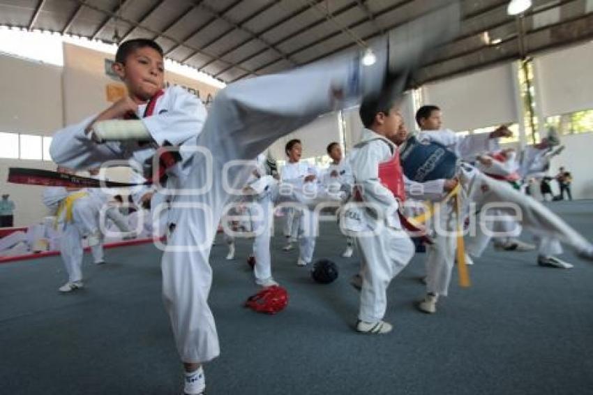 NUEVO GIMNASIO CENCH