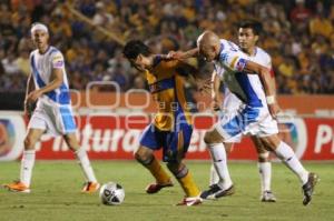 FUTBOL . TIGRES VS PUEBLA