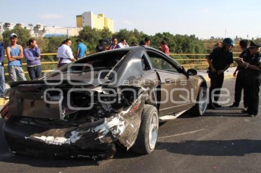 ACCIDENTE VÍA ATLIXCÁYOTL