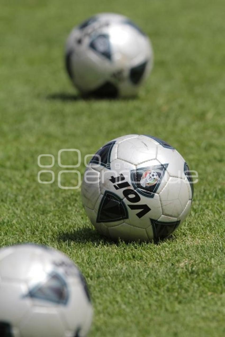 FUTBOL . TORNEO CLAUSURA