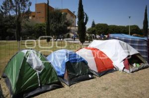 CAMPAMENTO FAMILIARES DE INTERNOS HOPITAL DE LA MUJER