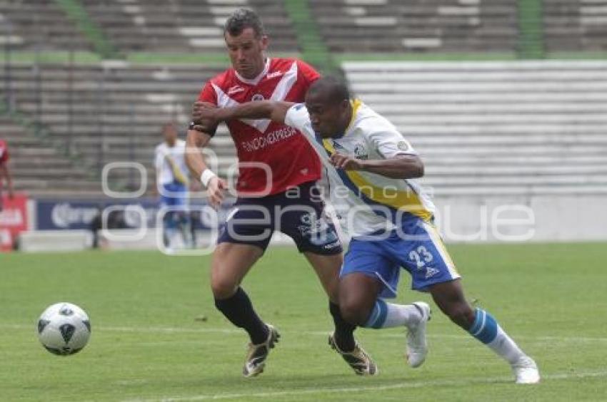 FUTBOL . LOBOS VS TIBURONES