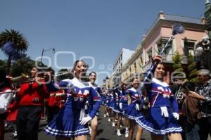 BANDA DE MUSICA Y BASTONERAS