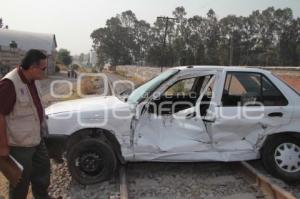 CHOQUE DE UN TREN CON UN AUTO