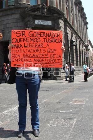 MANIFESTACIÓN FAMILIARES DETENIDOS COMERCIALIZADORA ANGELÓPOLIS